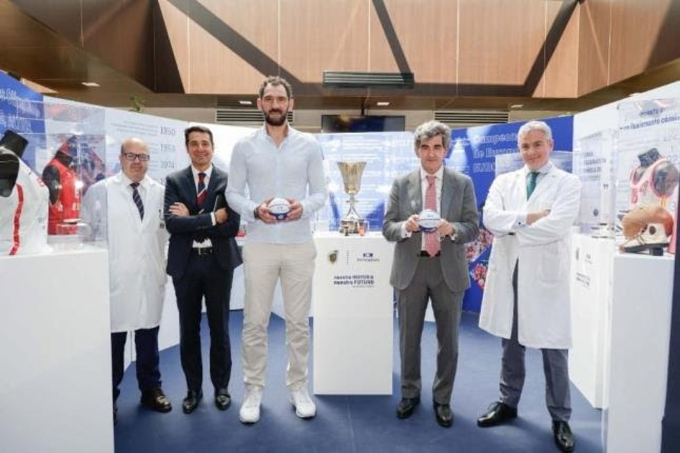 Presentación de la exposición Nuestra historia, nuestro futuro, promovida por la Federación Española de Baloncesto y HM Hospitales, que repasa 100 años de historia de la FEB.