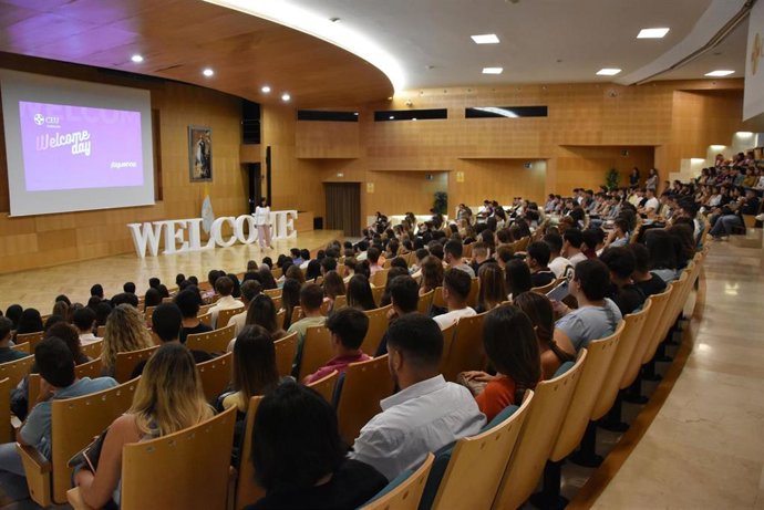 Cardenal Spínola CEU apuesta por la formación integral y la empleabilidad de sus alumnos.