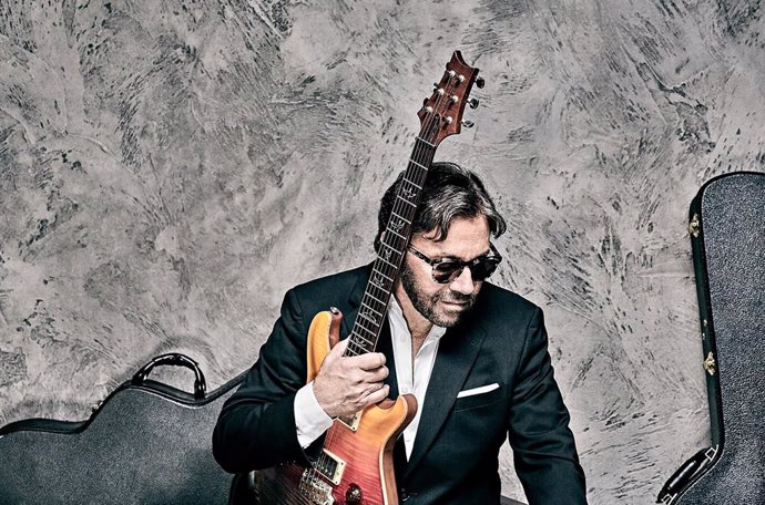 Archivo - Al Di Meola, Jazzmeia Horn y Marc Ribot, primeros nombres del cartel del Getxo Jazz 2023