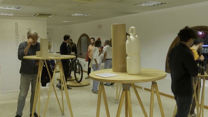 Archivo - La exposición 'From Spain With Design: Identidad y Territorio', a su paso por Valencia