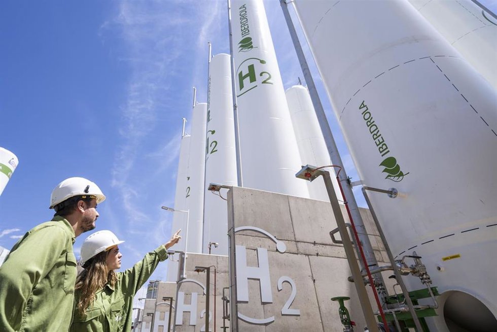 Archivo - Planta de hidrógeno verde de Iberdrola.