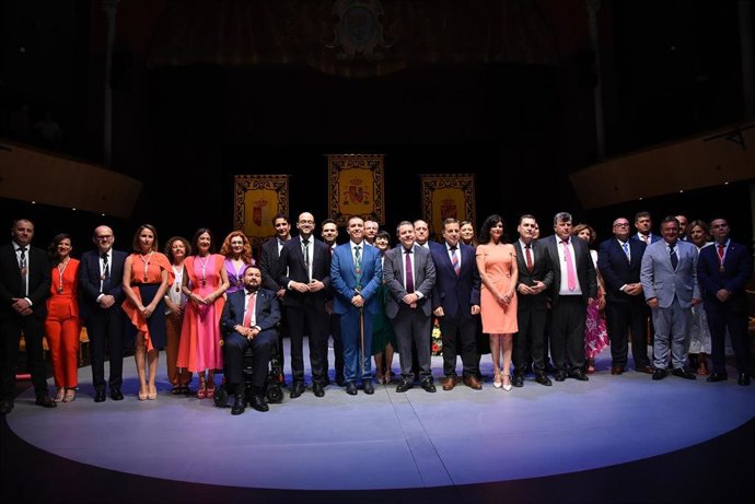 Constitución de la XII Corporación Provincial de Albacete.