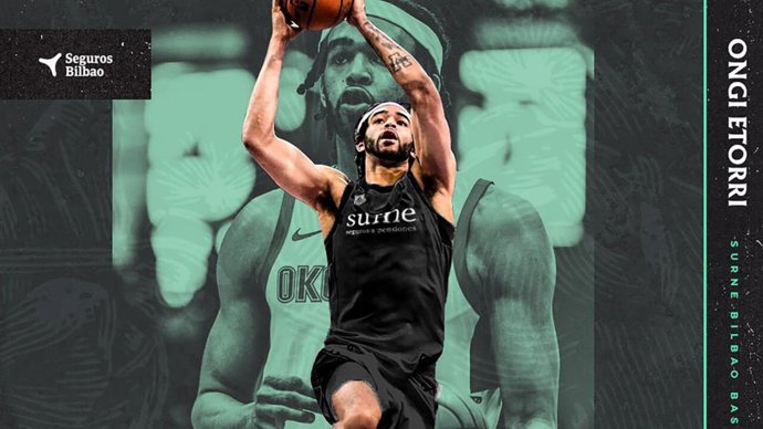 Sacha Killeya-Jones se convierte en 'hombre de negro'