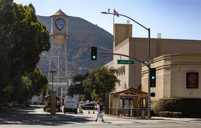 Archivo - Los estudios de Warner Bros en Burbank, Estados Unidos