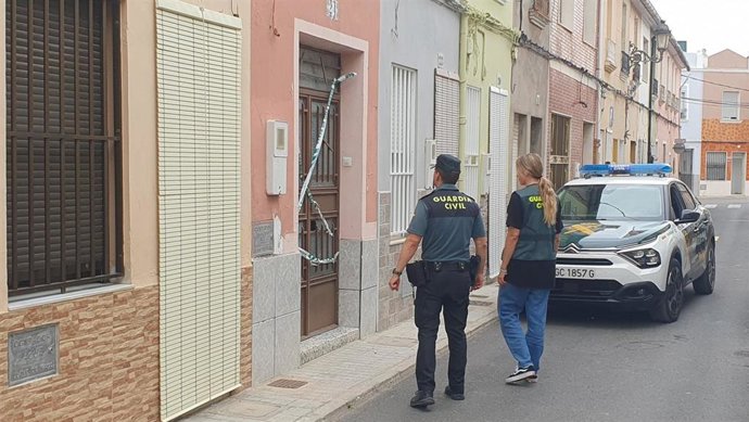 La Guardia Civil detiene a los autores del incendio de una vivienda de la localidad de Sueca (Valencia)
