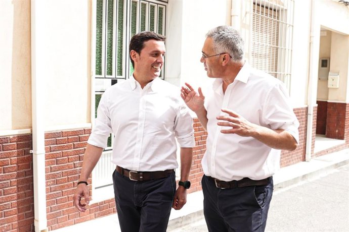 Javier A. García y Antonio Martínez Pascual en una imagen de archivo en Olula del Río (Almería)