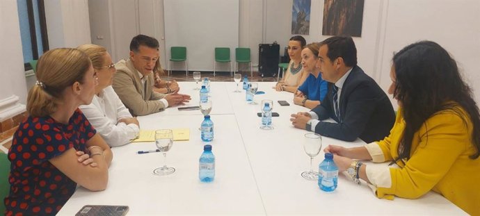 Reunión entre el alcalde de Torrox y el consejero de Justicia para avanzar sobre la nueve sede judicial.