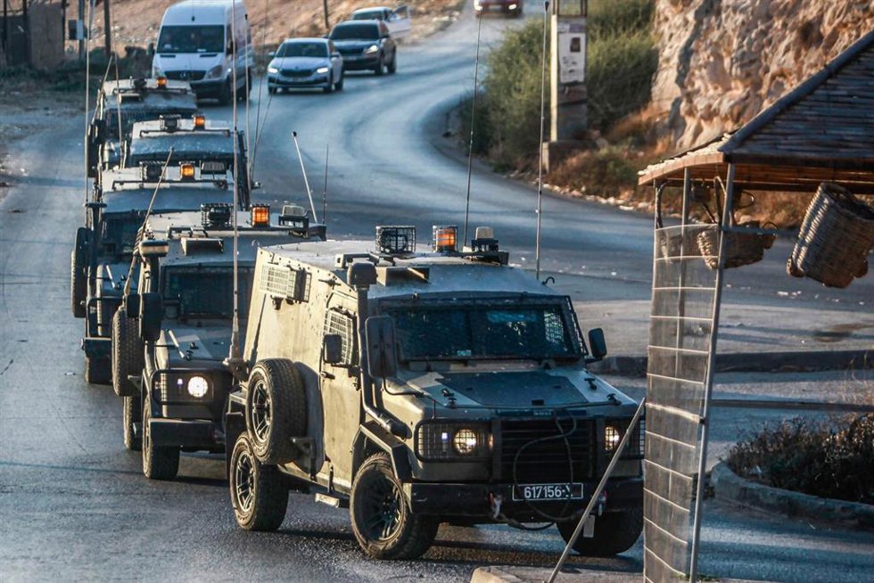 Vehículos militares israelíes en Tubas, Cisjordania