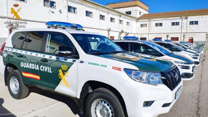 Archivo - Vehículos de la Guardia Civil en las dependencias de Casetas.