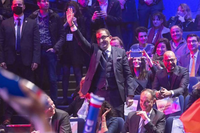 Archivo - April 7, 2022, Paris, France, France: Paris, France April 7, 2022 - Last rally of Eric Zemmour before the first round of the French presidential election. According to latest polls, Eric Zemmour is credited with 8 percent of voting intentions 
