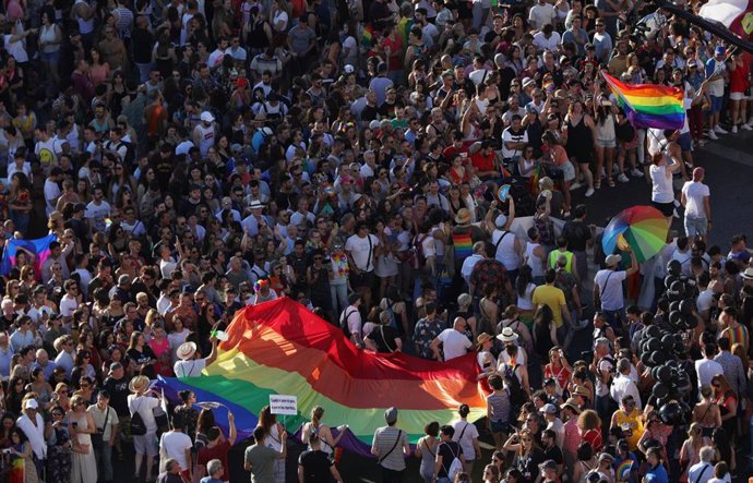 Archivo - Manifestación estatal del Orgullo LGTBI en Madrid