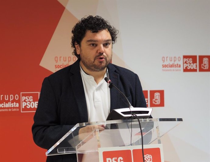 El diputado del PSdeG Julio Torrado en rueda de prensa