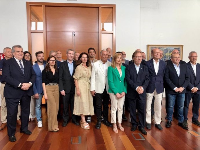 Miembros de la candidatura Va d'Empresa a las elecciones de la Cámara de Barcelona