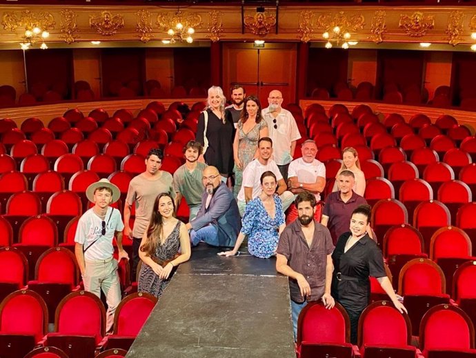 El Teatro Principal cierra la temporada con la obra fusión 'Loopera'.