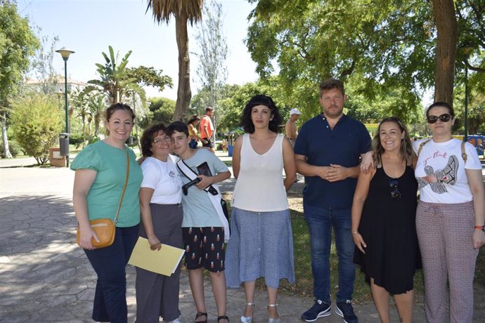 Con Málaga pide al Ayuntamiento que garantice "campamentos infantiles de verano inclusivos en los distritos"