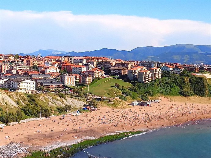 Archivo - Playa de Arrigunaga, en Getxo /(Bizkaia)