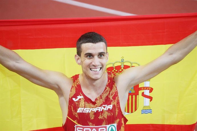 Archivo - El atleta murciano Mariano García, campeón de 800 metros en el Europeo al Aire Libre de Múnich (Alemania) 2022. 