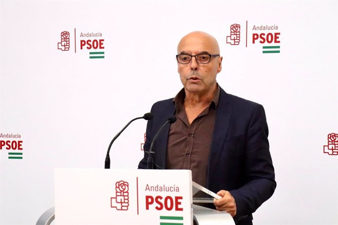 Archivo - Antonio Hurtado, en la sede provincial de su partido en Córdoba.