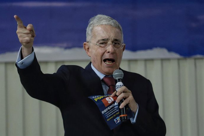 Bogotá. Mayo 11 de 2023. El expresidente Alvaro Uribe Vélez asistió al lanzamiento de las consultas populares sobre las reformas a la salud, pensión, laboral y no a las drogas. Impulsadas por el partido centro democrático. El expresidente invitó a la