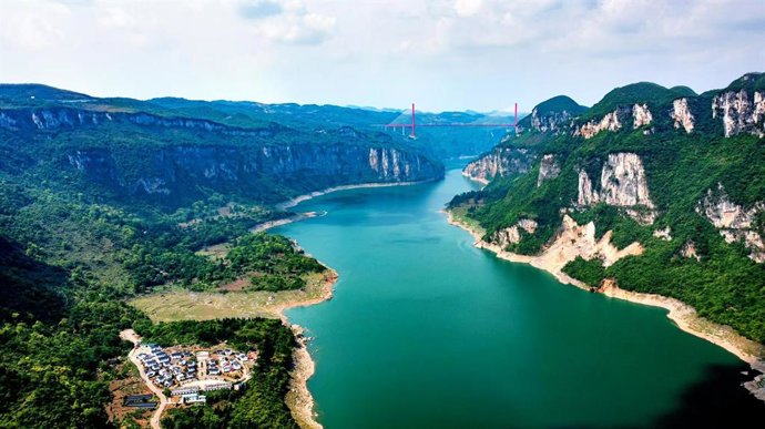 Wujiang River Scenery of Huawu Village, Xinren Miao Township, Qianxi City, Guizhou Province