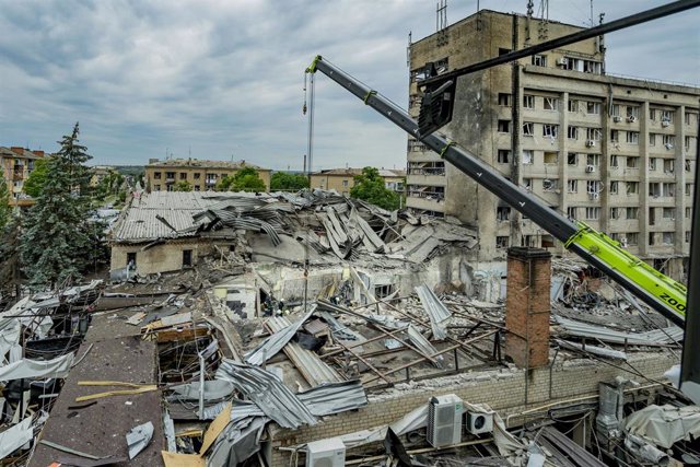 Edificio destruido en Kramatorsk tras un ataque con misiles del Ejército ruso