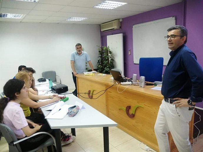 Visita a los proyectos de Empleo y Formación que se imparten en Santa Fe (Grannada).