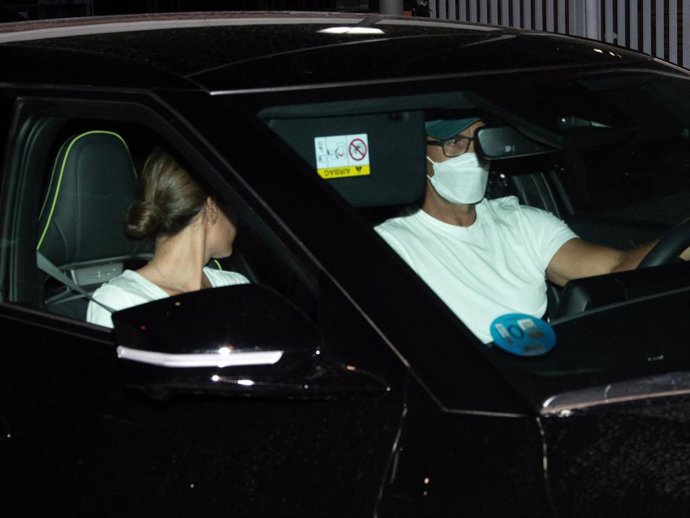 Ana Boyer y Fernando Verdasco salen del hospital Ruber Internacional