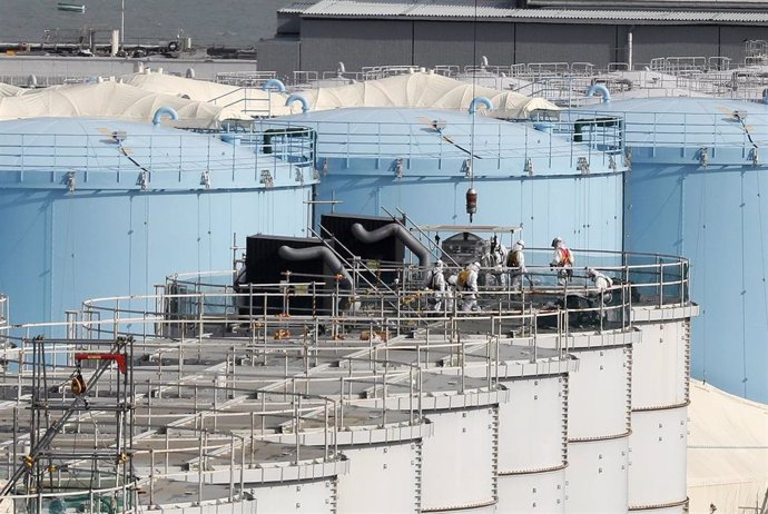 Archivo - Trabajos de limpieza en la central nuclear de Fukushima