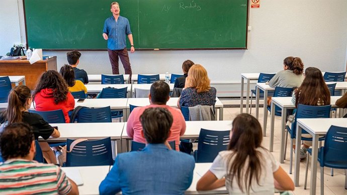 Una clase de la Casa de las Lenguas impartida por un profesor nativo