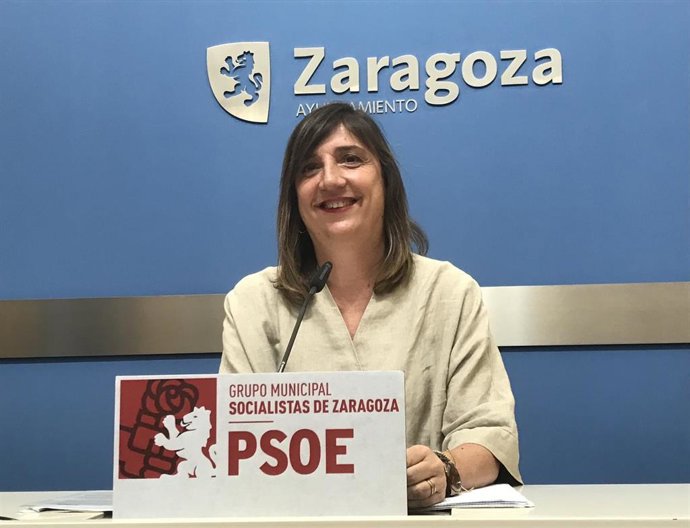 La portavoz del grupo municipal del PSOE en el Ayuntamiento de Zaragoza, Lola Ranera