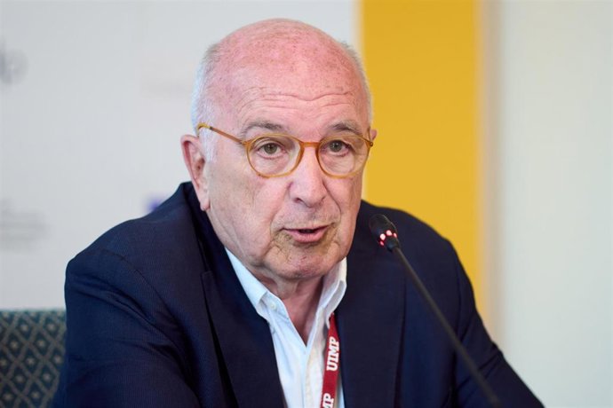 Joaquín Almunia, exvicepresidente de la Comisión Europea, en la UIMP