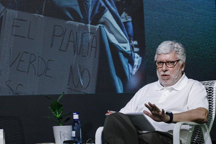 El embajador de España ante las Naciones Unidas, Agustín Santos Maraver, interviene durante un debate electoral organizado por la plataforma Polétika, en el Espacio Rastro Madrid, a 4 de julio de 2023, en Madrid (España).