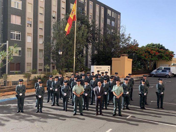 Presentación de los agentes de la Guardia Civil en prácticas