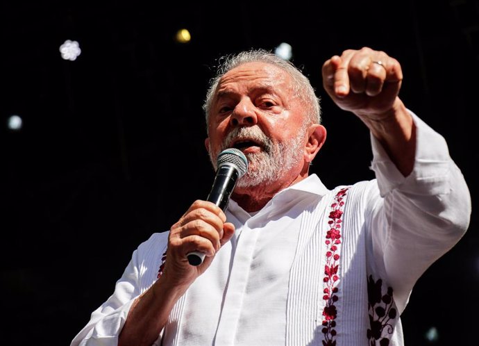 Archivo - 01 May 2023, Brazil, Sao Paulo: Luiz Inacio Lula da Silva, President of Brazil, speaks during a Labor Day rally in Sao Paulo. Photo: Allison Sales/dpa