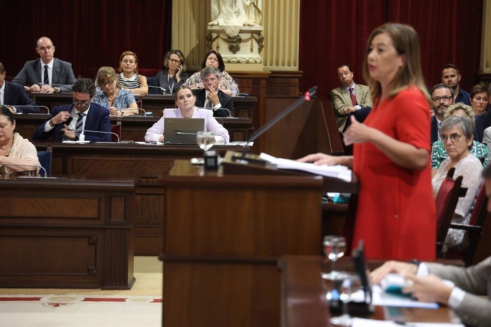 La portavoz del PSIB en el Parlament, Francina Armengol.