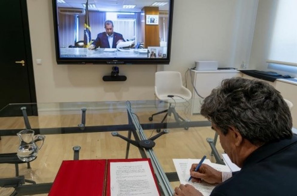 El ministro de Inclusión, Seguridad Social y  Migraciones, José Luis Escrivá, se reúne con el ministro de Previdencia Social de Brasil, Carlos Roberto Lupi