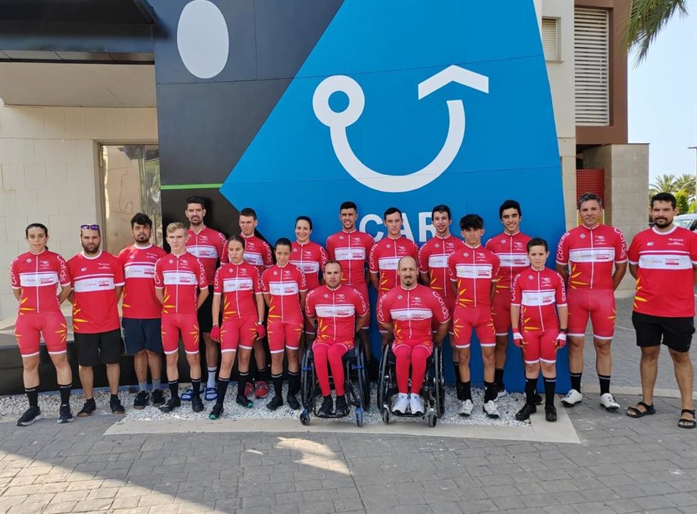 El Equipo Cofidis de Promesas Paralímpicas de Ciclismo inicia en el CAR de Murcia su camino hacia el alto rendimiento