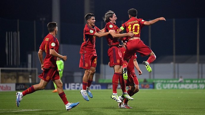 La selección española Sub-19 debuta en el Europeo con victoria ante Islandia