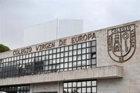 La jueza interroga al director del colegio del profesor de Boadilla investigado por grabar a alumnas