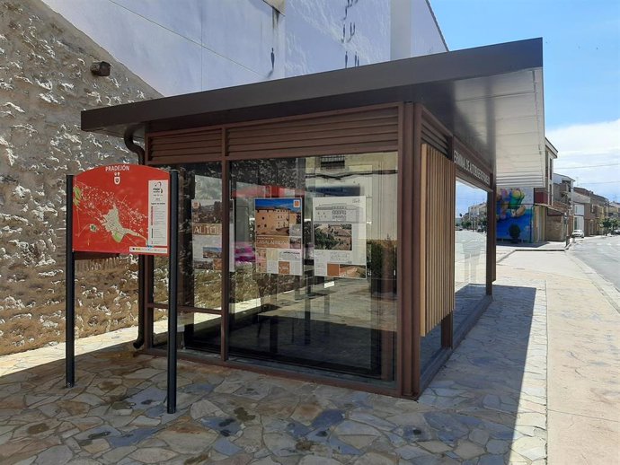 Fundación Caja Rioja organiza en el Espacio Cultural de la Terminal de Autobuses de Pradejón la exposición Castillos de La Rioja