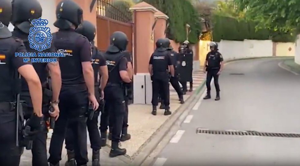 Veintiún detenidos en Málaga y Sevilla de una red acusada de blanquear más de 5 millones de euros del narcotráfico