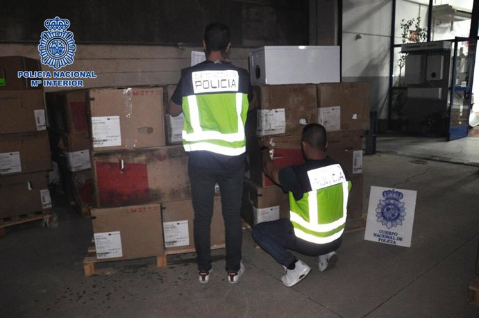 Detenidos dos butroneros en Parla por robar más de 100 calderas y aparatos de aire acondicionado