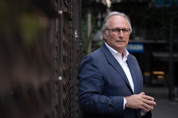 El cabeza de lista de Vox al Congreso por Barcelona, Juan José Aizcorbe, en una entrevista de Europa Press.