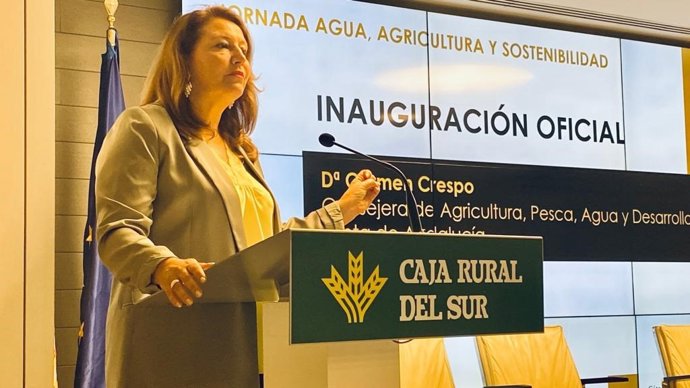 La consejera de Agricultura, Pesca, Agua y Desarrollo Rural, Carmen Crespo, en la inauguración de la jornada 'Agua, Agricultura y Sostenibilidad'
