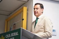 Moreno critica que miembros del Gobierno vengan a Andalucía sólo a "insultar" y sin soluciones para Doñana