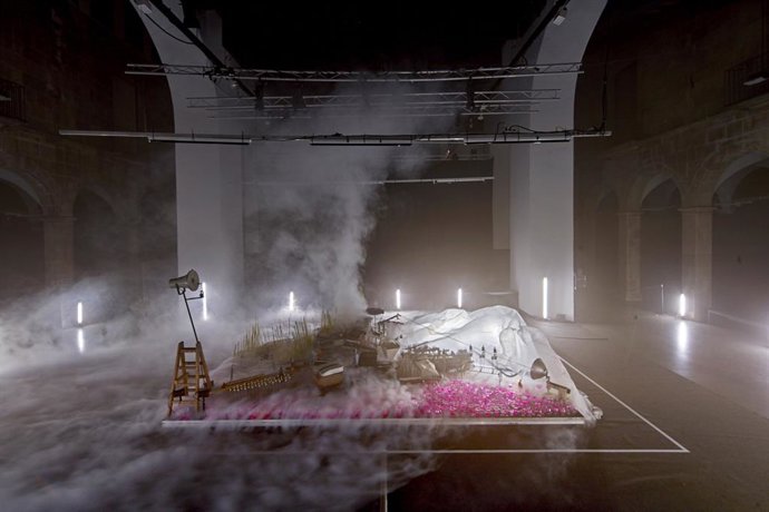 Archivo - Imagen de la instalación 'No me hizo Joan Brossa' (2016) del colectivo Cabosanroque en el Centre de Cultura Contempornia de Barcelona (CCCB)