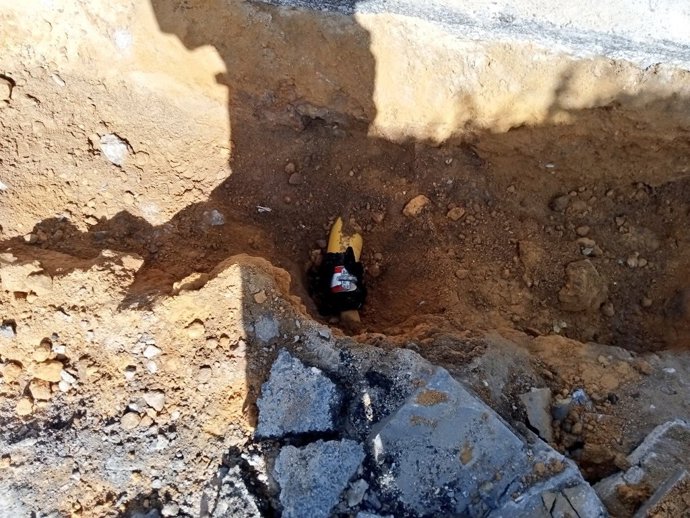 Tubería afectada por la obra