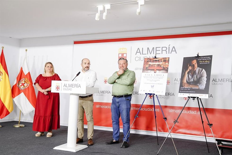 Presentación del curso de técnica vocal e interpretación 'Costa de Almería'.