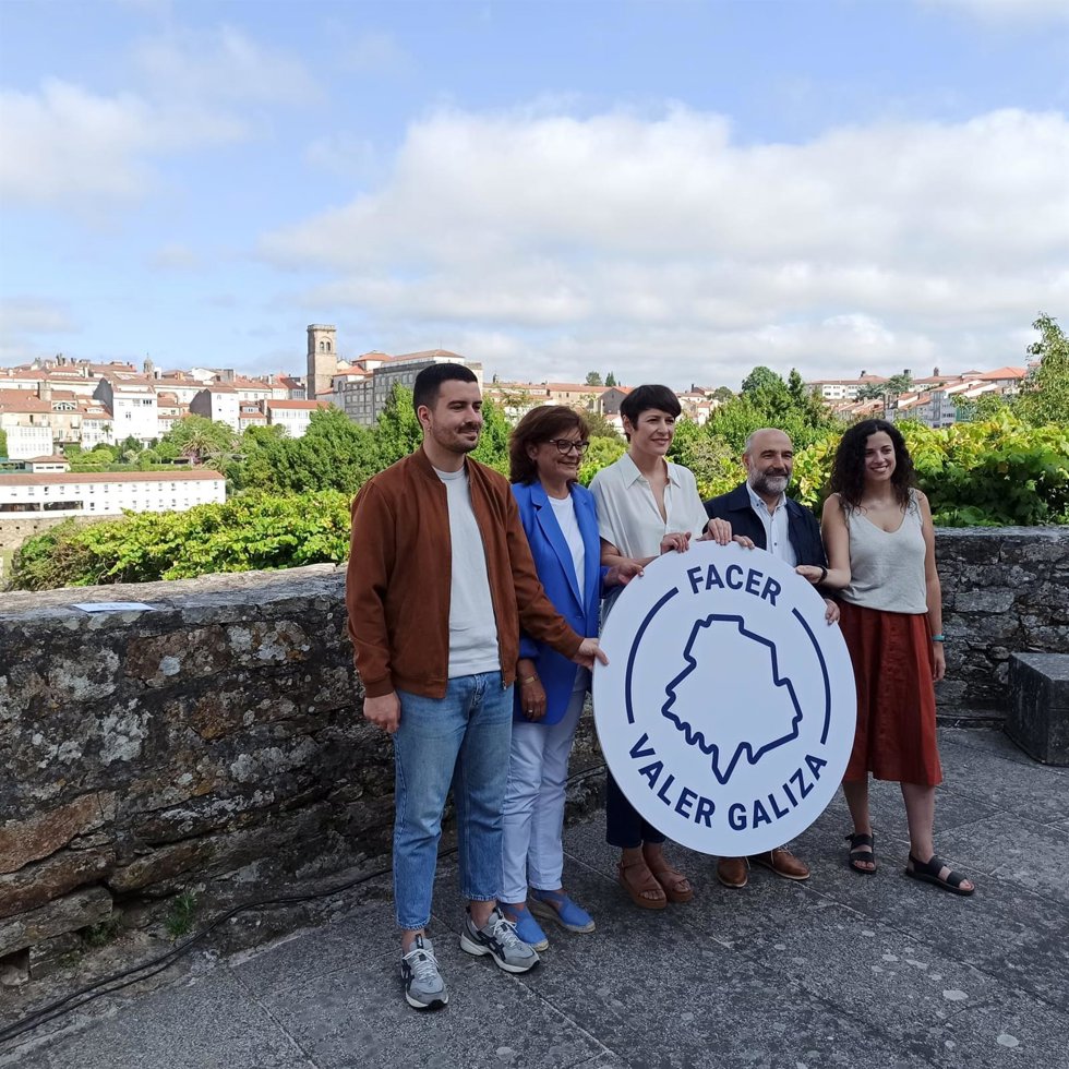 (De Izquierda A Derecha) Daniel Castro, Carme Da Silva, Ana Pontón, Néstor Rego Y Noa Presas