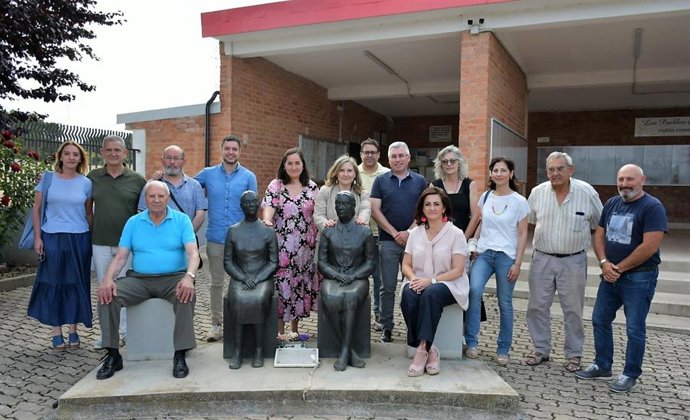 El PSOE de La Rioja y la Asociación La Barranca se reúnen en defensa de la Ley de Memoria Democrática